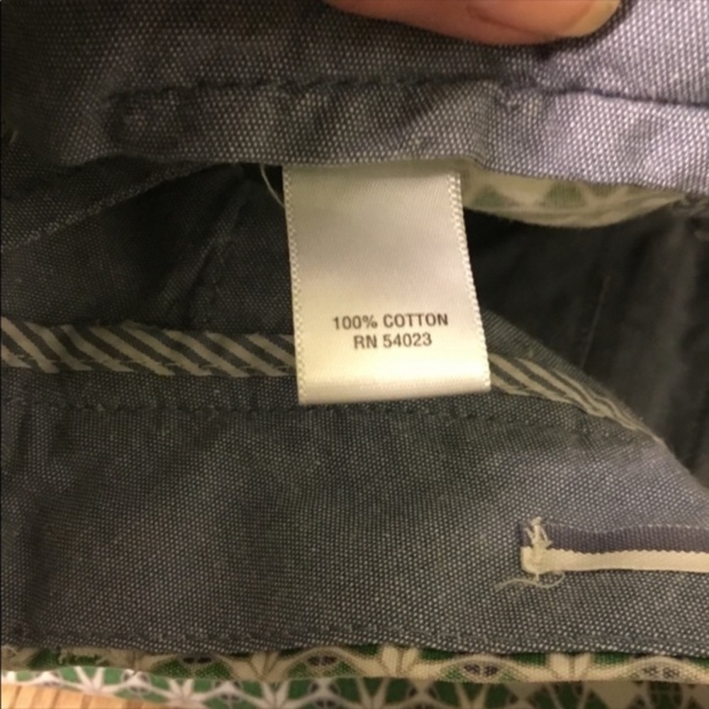 Banana Republic Green & White Geo Print Cotton Preppy Shorts Pockets 2 - Picture 6 of 7